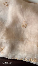 Load image into Gallery viewer, Women&#39;s Lakhnavi Handcrafted Pure Organza Chikankari Unstitched Kurta And Dupatta Set- HONC0267058
