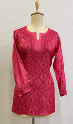 将图像加载到图库查看器中， Women&#39;s Lakhnavi Handcrafted Silk Chikankari Top - HONC0176253
