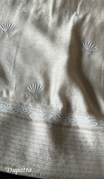 Load image into Gallery viewer, Women&#39;s Lakhnavi Handcrafted Munga Silk Chikankari Kurta And Dupatta Set- HONC0259743
