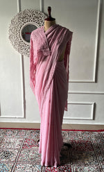 将图像加载到图库查看器中， Women's Lakhnavi Handcrafted Viscose Georgette Chikankari Saree - HONC0333856