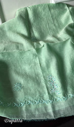 将图像加载到图库查看器中， Saziya Women's Lakhnavi Handcrafted Mul Chanderi Semi - Stitched Kurta And Dupatta Set - HONC0253605