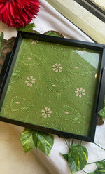 Load image into Gallery viewer, Chikankari Tray with Four Coasters - HONC0269355
