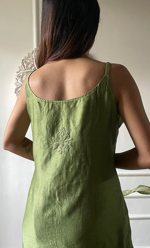 Amreena Women's Lakhnavi Handcrafted Chanderi Silk Chikankari Top And Pant Set - HONC0323051