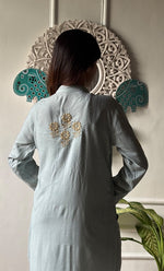 将图像加载到图库查看器中， Women&#39;s Lakhnavi Handcrafted Cotton Chikankari Top - HONC0315200

