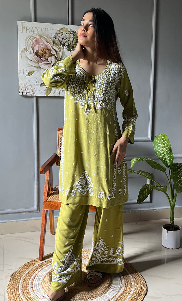 Women's Lakhnavi Handcrafted Modal Cotton Chikankari Kurta And Pant Set - HONC0300580