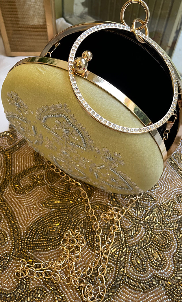 Elegant Floral Chik0ankari Handle Clutch - HONC0313577
