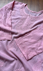 将图像加载到图库查看器中， Women&#39;s Lakhnavi Handcrafted Cotton Chikankari Top - HONC0214053
