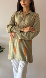 将图像加载到图库查看器中， Women's Lakhnavi Handcrafted Cotton Chikankari Top - HONC0325767