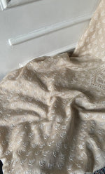 将图像加载到图库查看器中， Lucknowi Handcrafted Munga Silk Unstitched Chikankari Unisex Kurta Fabric - HONC0330256