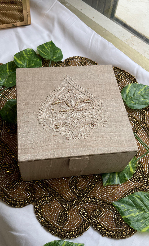 Chikankari Box - HONC0308945