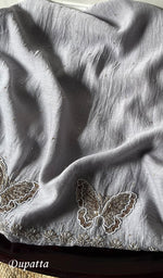 将图像加载到图库查看器中， Women&#39;s Lakhnavi Handcrafted Mul Chanderi Kurta And Dupatta Set - HONC0295624
