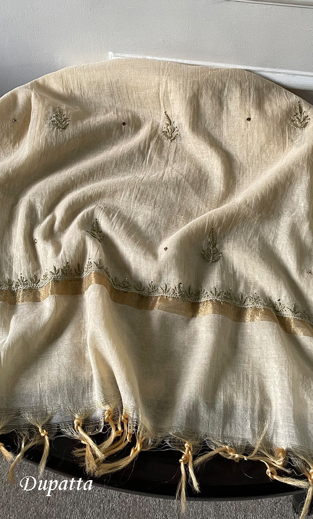 Women's Lakhnavi Handcrafted Mul Chanderi Unstitched Chikankari Full Suit Material - HONC0282287