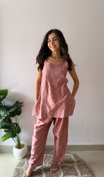 Load image into Gallery viewer, Amreena Women's Lakhnavi Handcrafted Chanderi Silk Chikankari Top And Pant Set - HONC0373449