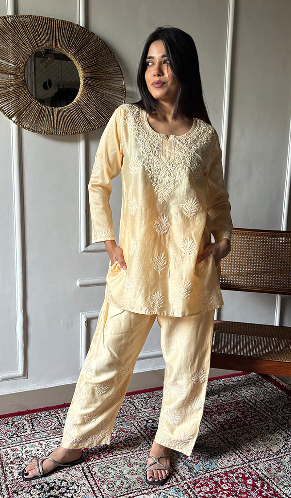 Women's Lakhnavi Handcrafted Chanderi Silk Chikankari Top And Pant Set - HONC0360725