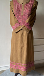 Load image into Gallery viewer, Women&#39;s Lucknowi Handcrafted Cotton Chikankari Kurti - HONC0300981
