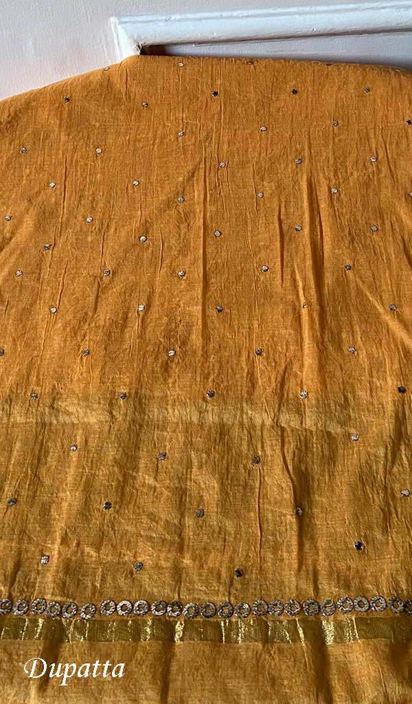 Women's Lakhnavi Handcrafted Mul Chanderi Unstitched Kurta And Dupatta Set - HONC0322424