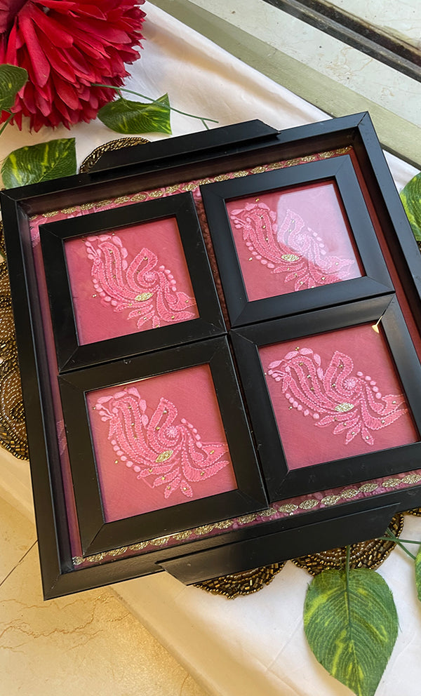 Chikankari Tray with Four Coasters - HONC0313512