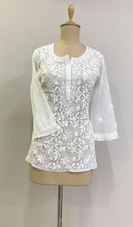 将图像加载到图库查看器中， Women&#39;s Lucknowi Handcrafted Kota Cotton Chikankari Top - HONC0217017
