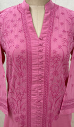 Load image into Gallery viewer, Women&#39;s Lakhnavi Handcrafted Dark Pink Cotton Chikankari Kurti - NC068819