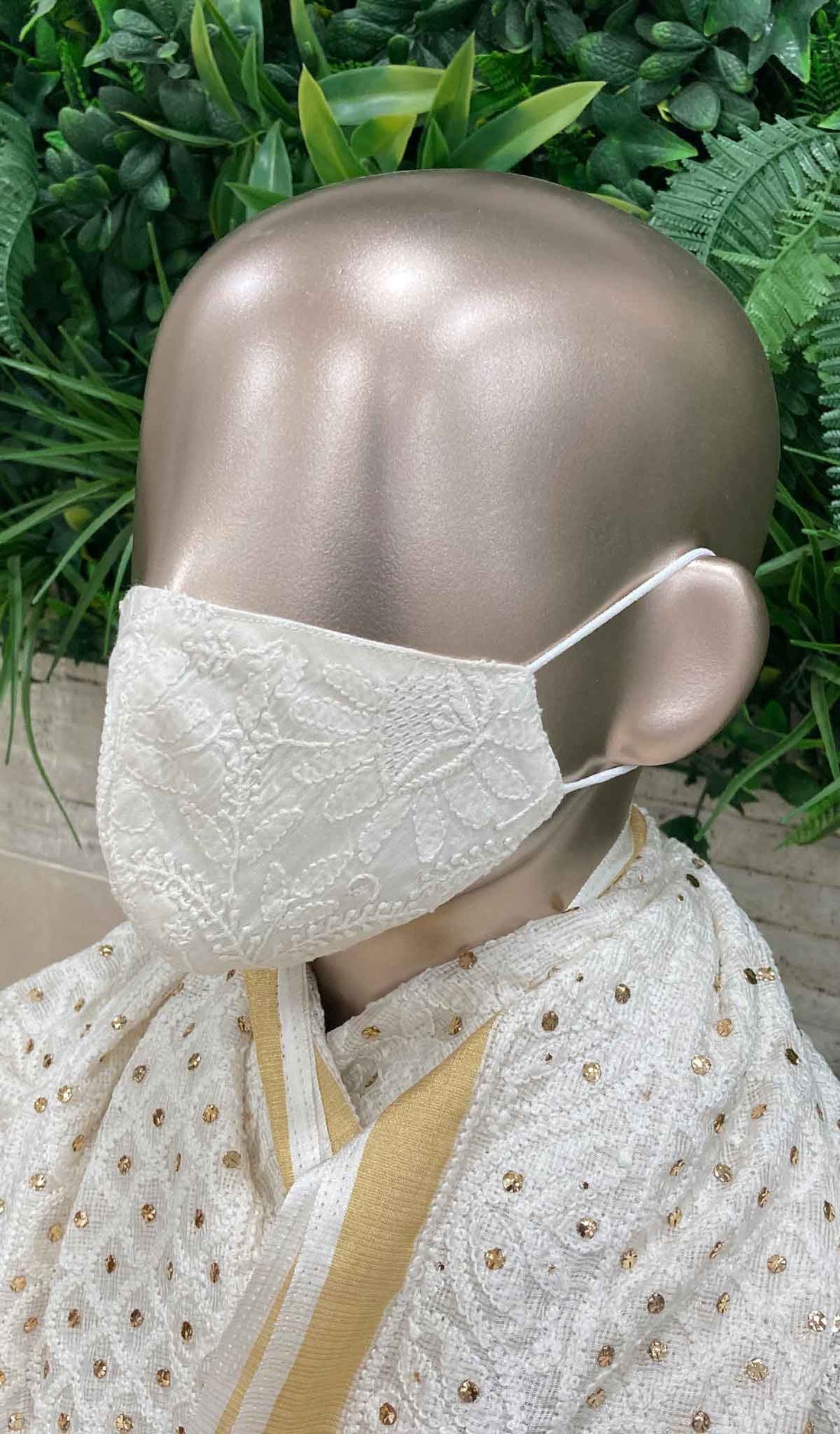 Lucknowi Handcrafted Chikankari Mask - NC0M503