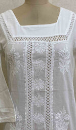 Load image into Gallery viewer, Women&#39;s Lakhnavi Handcrafted White Cotton Chikankari Top - HONC030481