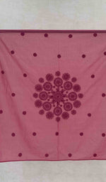 将图像加载到图库查看器中， Lakhnavi 手工制作的棉质 Chikankari 桌布 - HONC041242