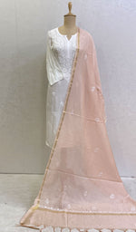 将图像加载到图库查看器中， Lakhnavi 手工制作 Chanderi 丝绸 Chikankari Dupatta - Honc0108753
