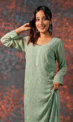 将图像加载到图库查看器中， Fareeha Women&#39;s Lakhnavi Handcrafted Viscose Georgette Chikankari Kurti - HONC0318838
