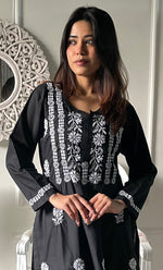 Load image into Gallery viewer, Women's Lucknowi Handcrafted Cotton Chikankari Kurti - HONC0330822