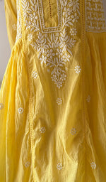 Load image into Gallery viewer, Fariah Women's Lucknowi Handcrafted Mul Chanderi Chikankari Kurti - HONC0264995