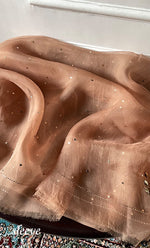 将图像加载到图库查看器中， Alfia Women&#39;s Lakhnavi Handcrafted Pure Organza Chikankari Unstitched Kurta And Dupatta Set- HONC0328068
