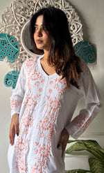 将图像加载到图库查看器中， Nasrin Women&#39;s Lakhnavi Handcrafted Modal Cotton Chikankari Top - HONC0276601
