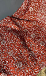 将图像加载到图库查看器中， Women&#39;s Lakhnavi Handcrafted Munga Silk Chikankari Kurta And Dupatta Set- HONC0282380
