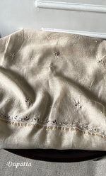 将图像加载到图库查看器中， Women&#39;s Lakhnavi Handcrafted Munga Silk Semi - Stitched Chiankari Anarkali  And Dupatta Set- HONC0323249
