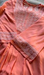 Load image into Gallery viewer, Women&#39;s Lucknowi Handcrafted Cotton Chikankari Kurti - HONC0301057

