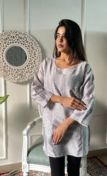 Load image into Gallery viewer, Women's Lakhnavi Handcrafted Mul Chanderi  Chikankari Top - HONC0329107