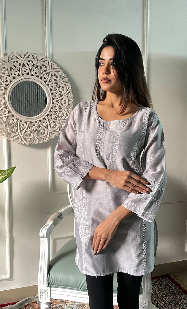 Women's Lakhnavi Handcrafted Mul Chanderi  Chikankari Top - HONC0329107