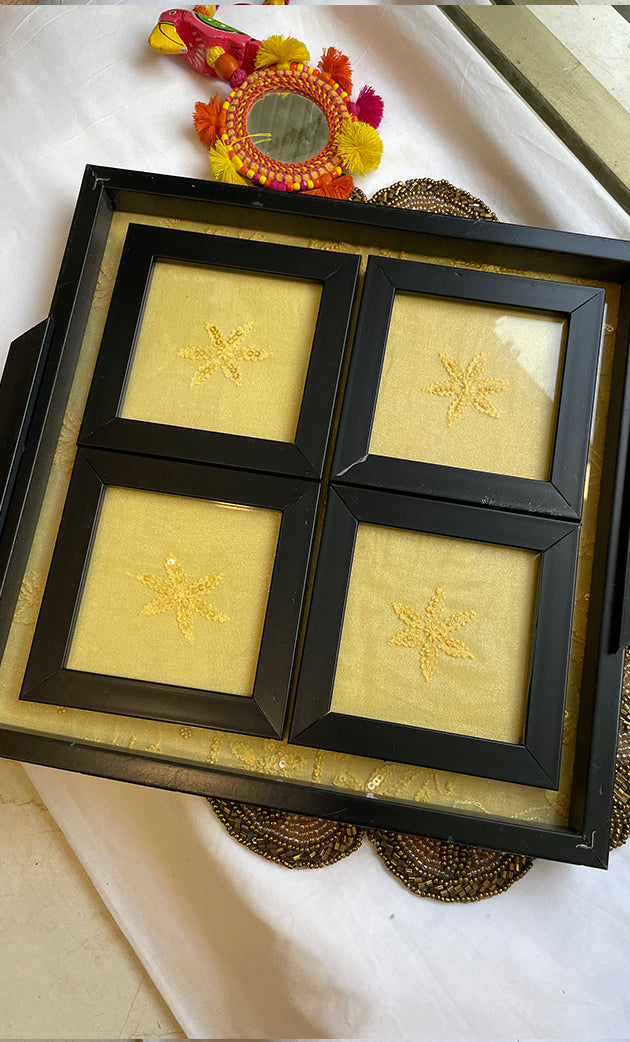Chikankari Tray with Four Coasters - HONC0254714