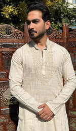 Load image into Gallery viewer, Men's Lucknowi Handcrafted Cotton Chikankari Kurta - HONC0337489
