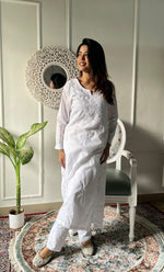 将图像加载到图库查看器中， Women's Lucknowi Handcrafted Cotton Chikankari Kurti - HONC0330732