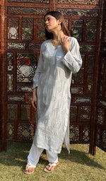 Load image into Gallery viewer, Inaya Women&#39;s Lucknowi Handcrafted Muslin Chikankari Kurti - HONC0223967
