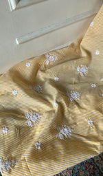 Load image into Gallery viewer, Women's Lakhnavi Handcrafted Cotton Chikankari Unstitched Kurti Fabric - HONC0364304
