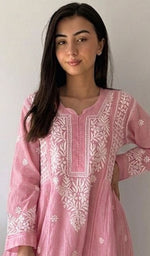 Load image into Gallery viewer, Fariah Women's Lucknowi Handcrafted Mul Chanderi Chikankari Kurti - HONC0846498