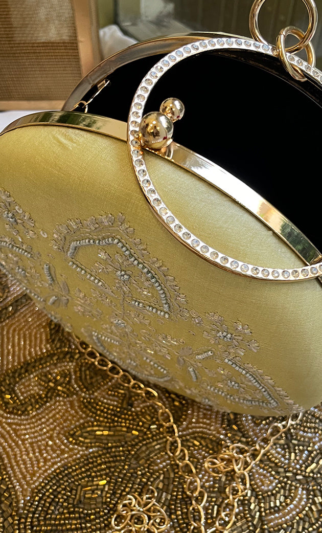 Elegant Floral Chik0ankari Handle Clutch - HONC0313577