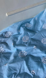 Load image into Gallery viewer, Women's Lakhnavi Handcrafted Cotton Chikankari Unstitched Kurti Fabric - HONC0364293