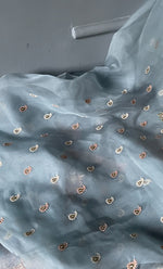 将图像加载到图库查看器中， Women&#39;s Lakhnavi Handcrafted Pure Organza  Silk Chikankari Unstitched Full Suit Material - HONC0267223
