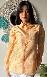 将图像加载到图库查看器中， Arohi Women&#39;s Lakhnavi Handcrafted Pure Manglore silk top with fine Chikankari - HONC0306900
