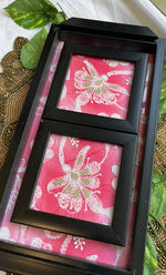 将图像加载到图库查看器中， Handcrafted Chikankari Tray with Two Coasters – Wooden Frame - HONC0295559

