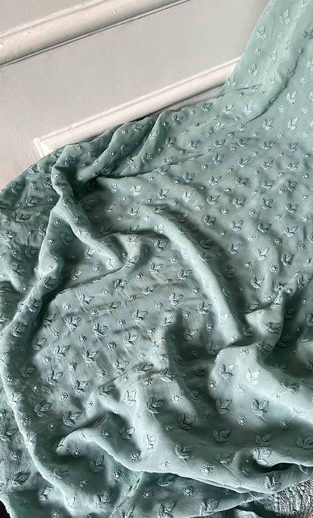 Lucknowi Handcrafted Viscose Georgette Chikankari Unstitched Men's Kurta Fabric - HONC0264753