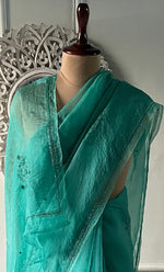 将图像加载到图库查看器中， Women's Lucknowi Handcrafted Pure Organza Silk Chikankari Saree - HONC0321769